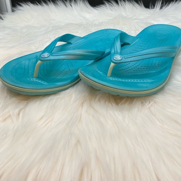 CROCS Shoes - Crocs Turquoise Thong Sandals/Flip Flops, 7